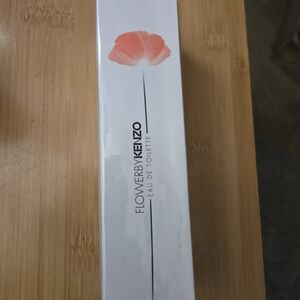 Kenzo white box with coral poppy graphic